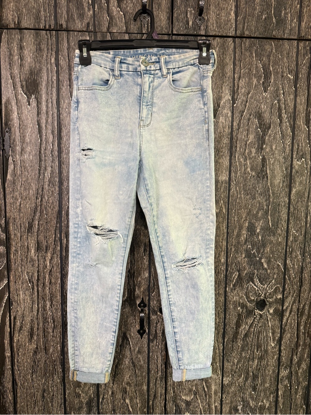 American Eagle Outfitters Light Blue Distressed Boyfriend Jeans
